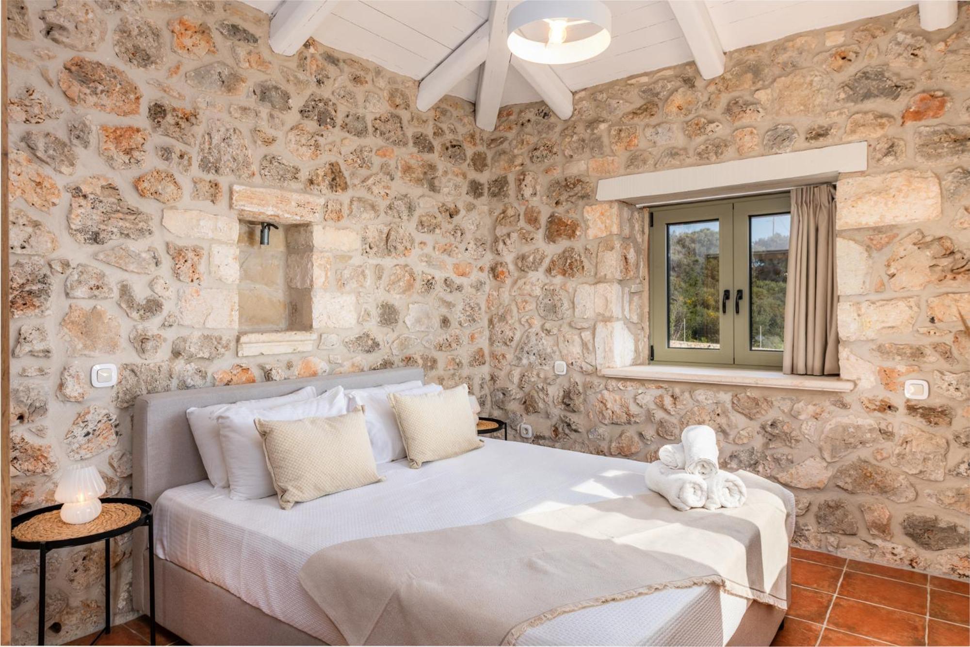 Gagouinos Cottage Korithion ภายนอก รูปภาพ